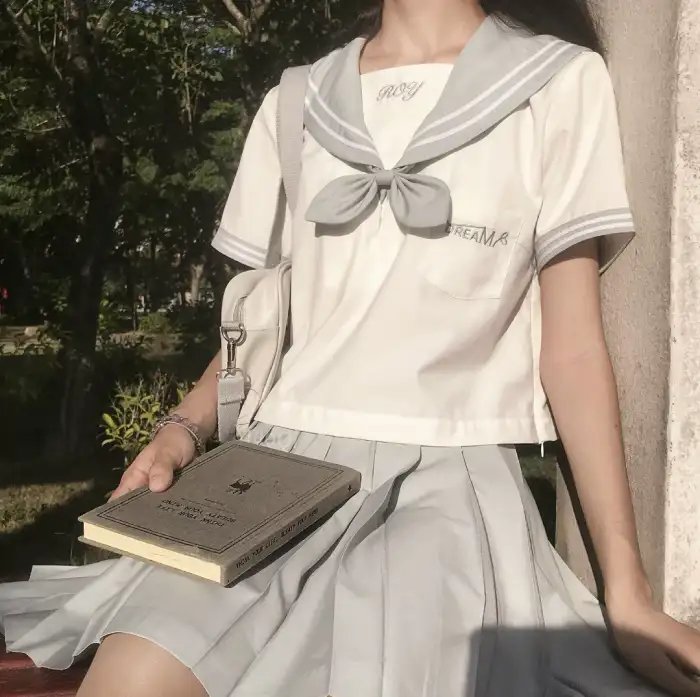 一代巨星桑杰君